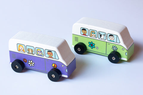 Love Bus MIni Roller