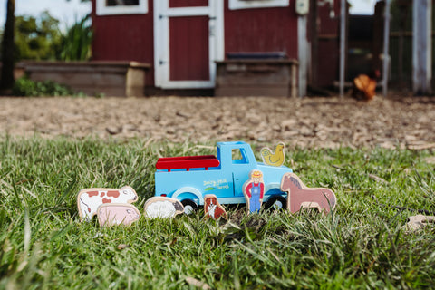 Down on the Farm Magnetic Truck