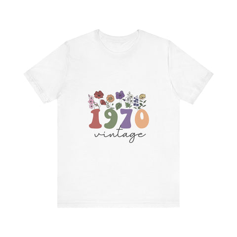 1970 Vintage Floral Unisex T-Shirt – Nostalgic & Stylish Tee
