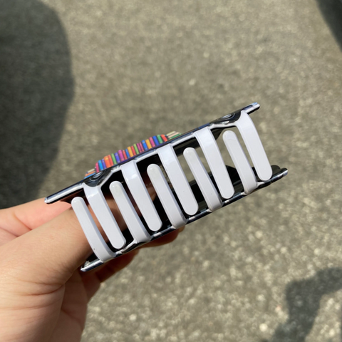 Bookmobile Claw Hair Clip